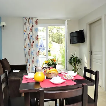Goelia Domaine Des Oyats Vakantiepark 3*